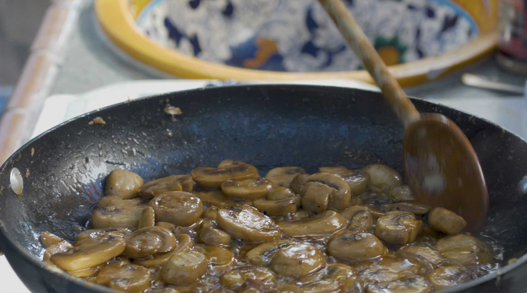 Steakhouse Mushrooms