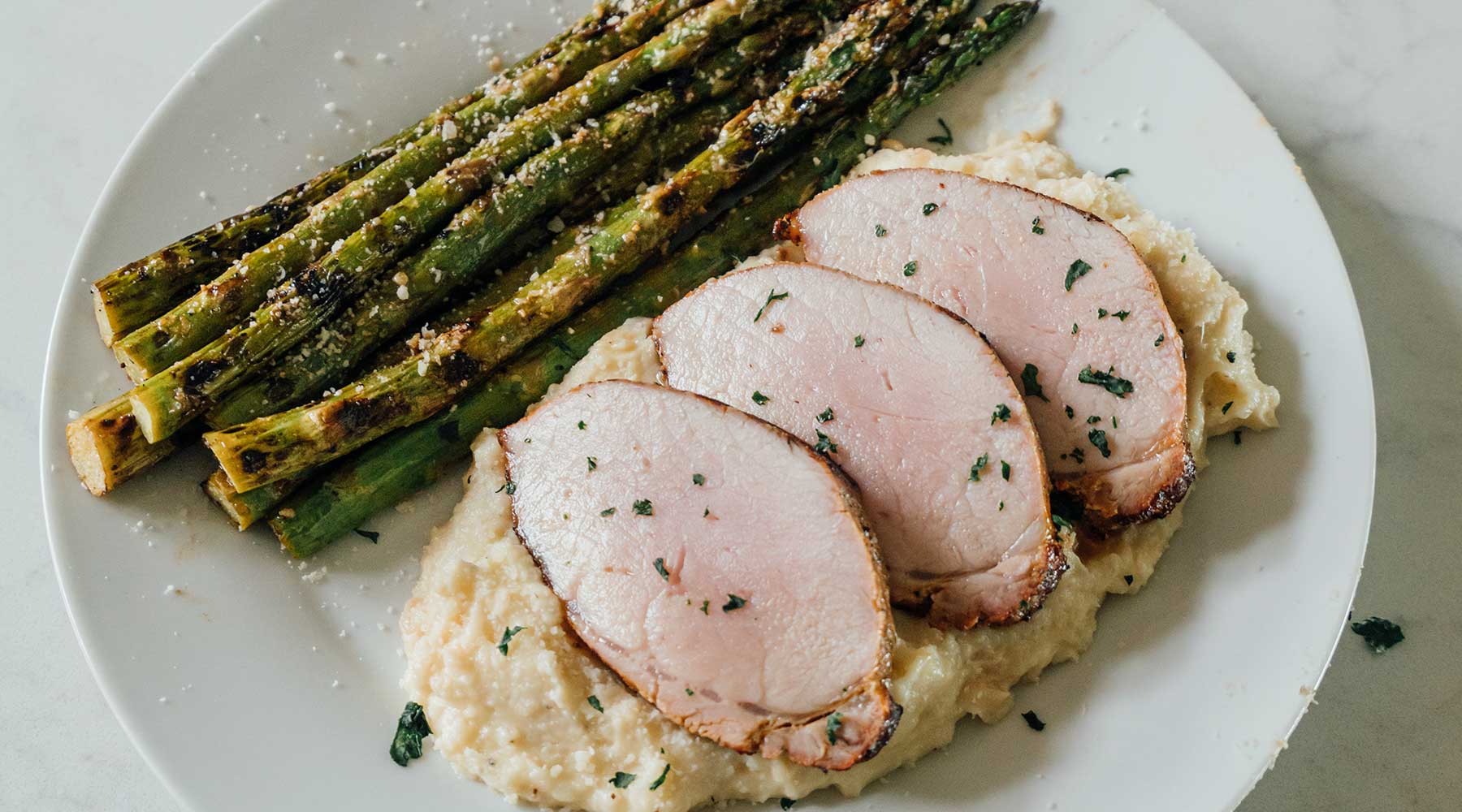 Big Poppa’s Steakhouse Seasoned Pork Loin w/ Lemon Parmesan Asparagus