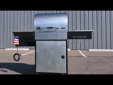 Video show casing the 2 Star General Pellet Grill & Smoker by MAK Grills